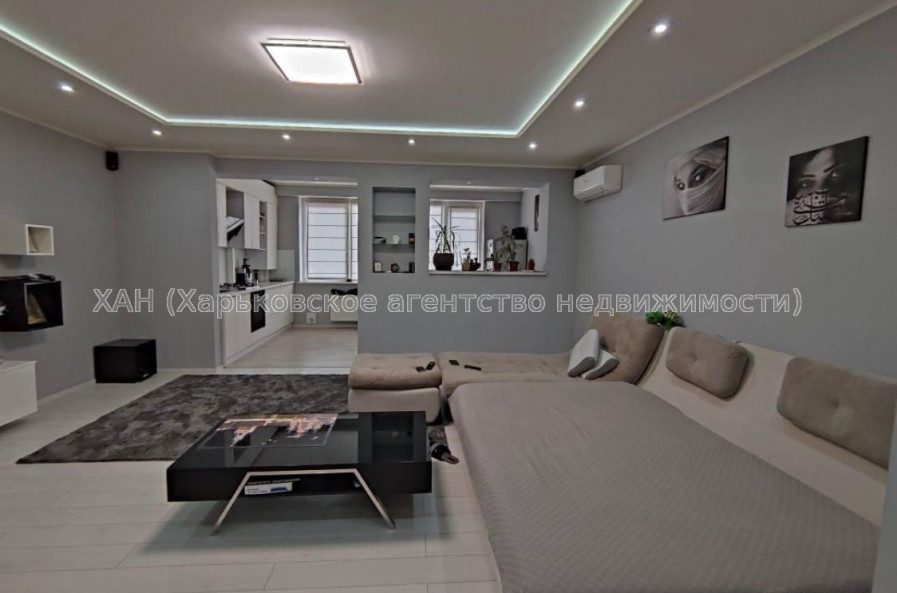 Продам квартиру, Новоалександровская ул. , 1  ком., 63 м², авторский дизайн 
