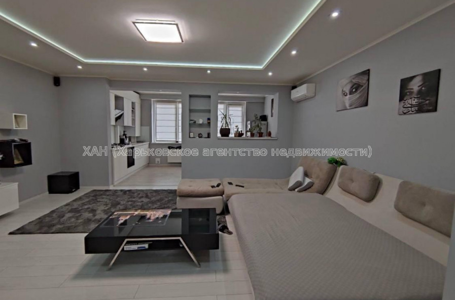 Продам квартиру, Новоалександровская ул. , 1  ком., 63 м², авторский дизайн 