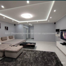 Продам квартиру, Новоалександровская ул. , 1  ком., 63 м², авторский дизайн