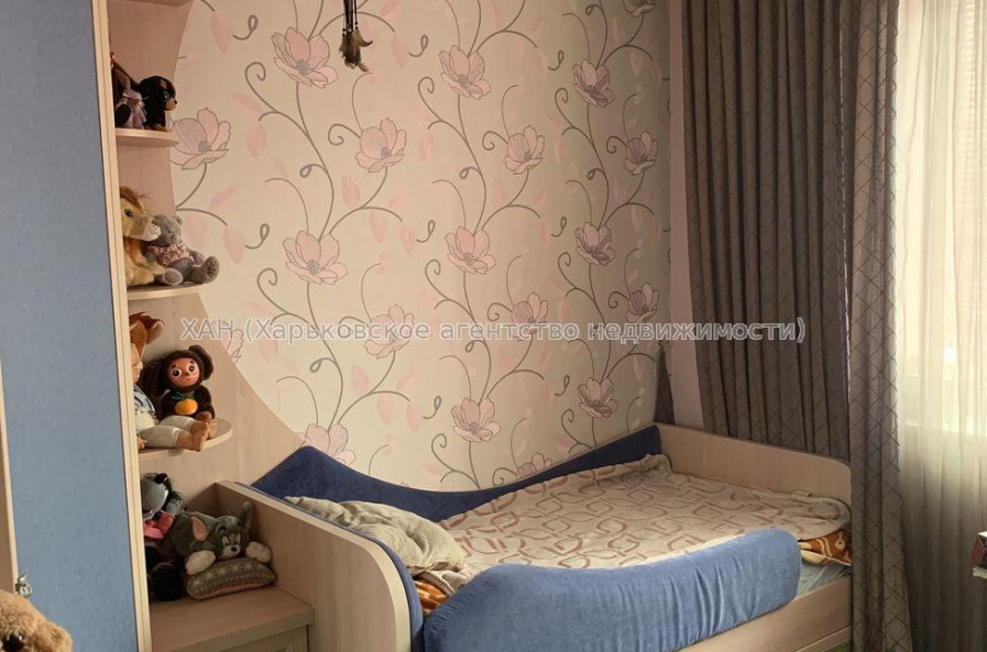 Продам квартиру, Власенко ул. , 3 кім., 70 м², капитальный ремонт 