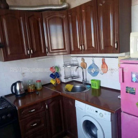 Сдам квартиру, Академика Павлова ул. , 1  ком., 37 м², капитальный ремонт