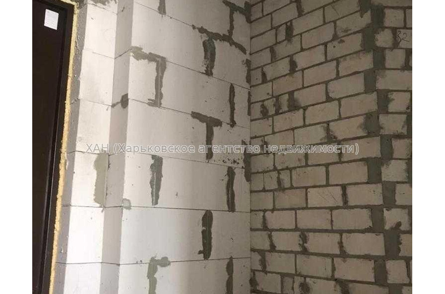 Продам квартиру, Клочковская ул. , 1  ком., 54 м², без внутренних работ 