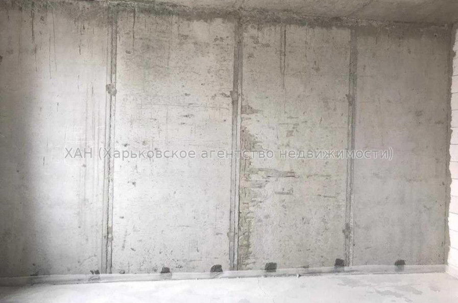 Продам квартиру, Клочковская ул. , 1  ком., 54 м², без внутренних работ 