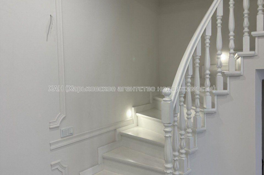 Продам квартиру, Льва Ландау просп. , 52 , 3  ком., 80 м², авторский дизайн 