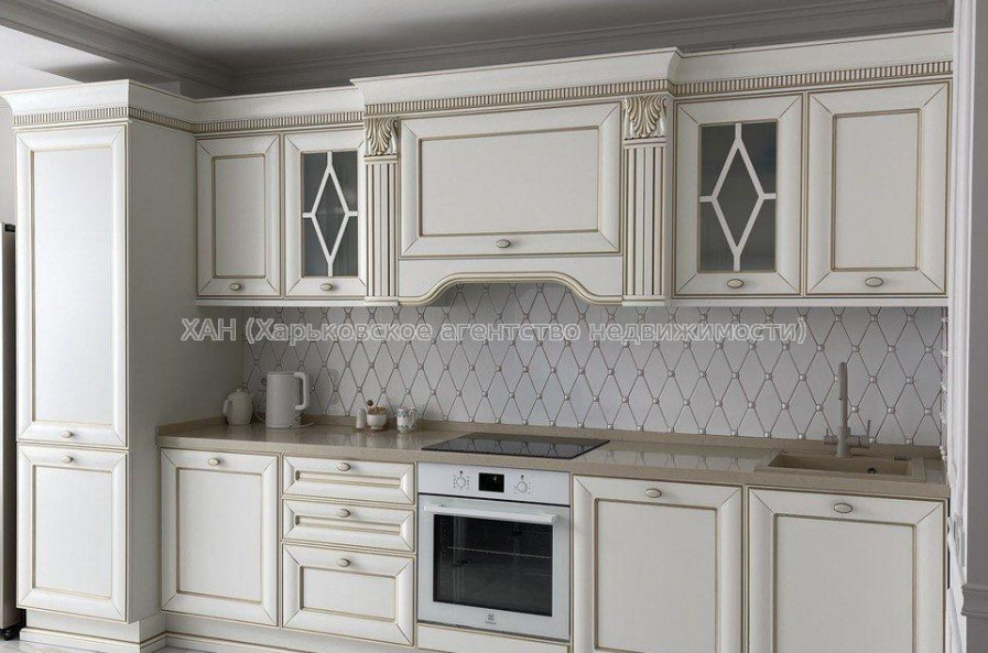 Продам квартиру, Льва Ландау просп. , 52 , 3  ком., 80 м², авторский дизайн 