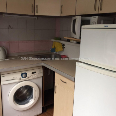 Продам квартиру, Людвига Свободы просп. , 1  ком., 34 м², косметический ремонт 