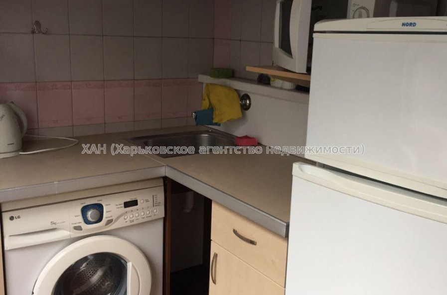 Продам квартиру, Людвига Свободы просп. , 1  ком., 34 м², косметический ремонт 