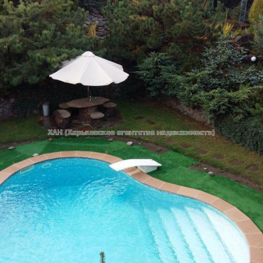 Продам дом, Таборова ул. , 292 м², 11 сот., капитальный ремонт 