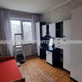Продам квартиру, Победы просп. , 2  ком., 45 м², косметический ремонт