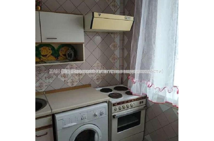 Продам квартиру, Ахсарова Энвера ул. , 2  ком., 43 м², косметический ремонт 