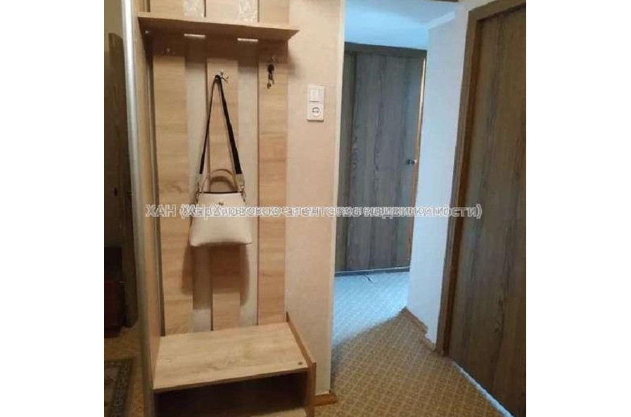 Продам квартиру, Ахсарова Энвера ул. , 2  ком., 43 м², косметический ремонт 