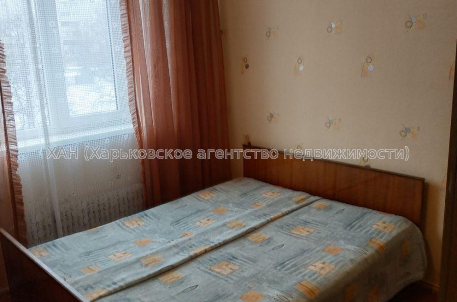 Продам квартиру, Ахсарова Энвера ул. , 2 кім., 43 м², косметический ремонт 