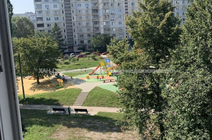 Продам квартиру, Ахсарова Энвера ул. , 2  ком., 43 м², косметический ремонт 