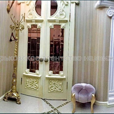 Продам квартиру, Ярослава Мудрого ул. , 4 кім., 117 м², евроремонт 