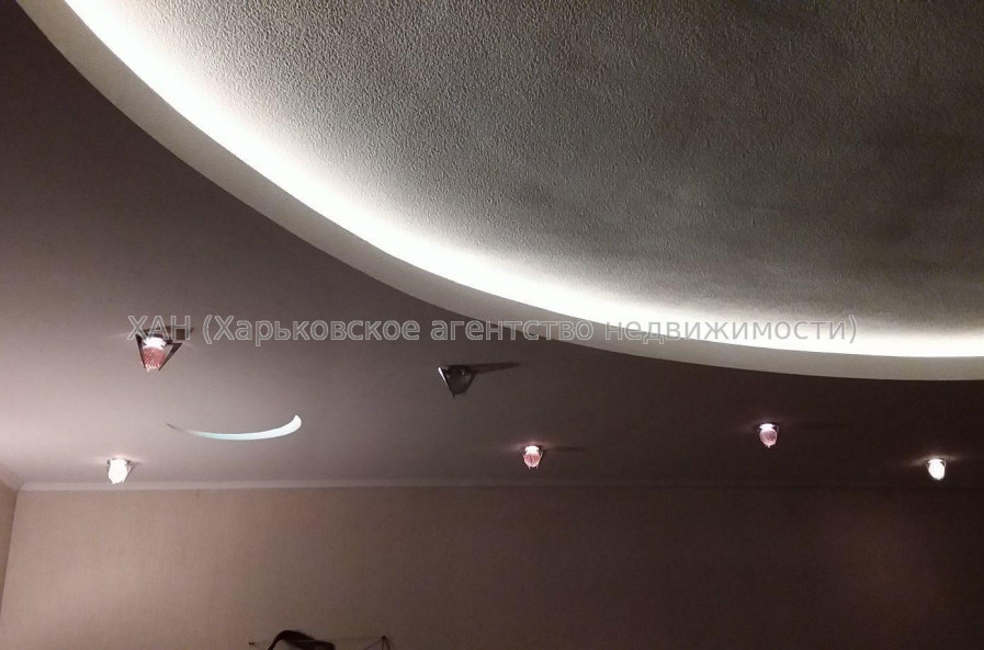 Продам квартиру, Академика Павлова ул. , 3  ком., 122 м², авторский дизайн 