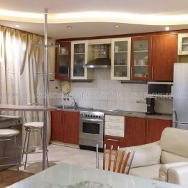 Продам квартиру, Академика Павлова ул. , 3 кім., 122 м², авторский дизайн