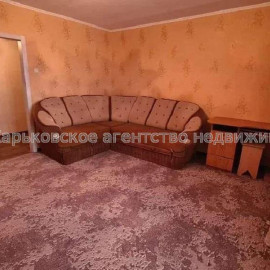 Продам квартиру, Непокоренных ул. , 3  ком., 63 м², капитальный ремонт