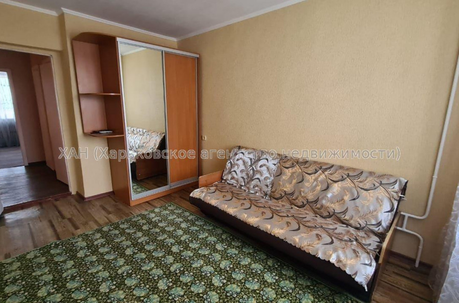 Продам квартиру, Непокоренных ул. , 3 кім., 63 м², капитальный ремонт 