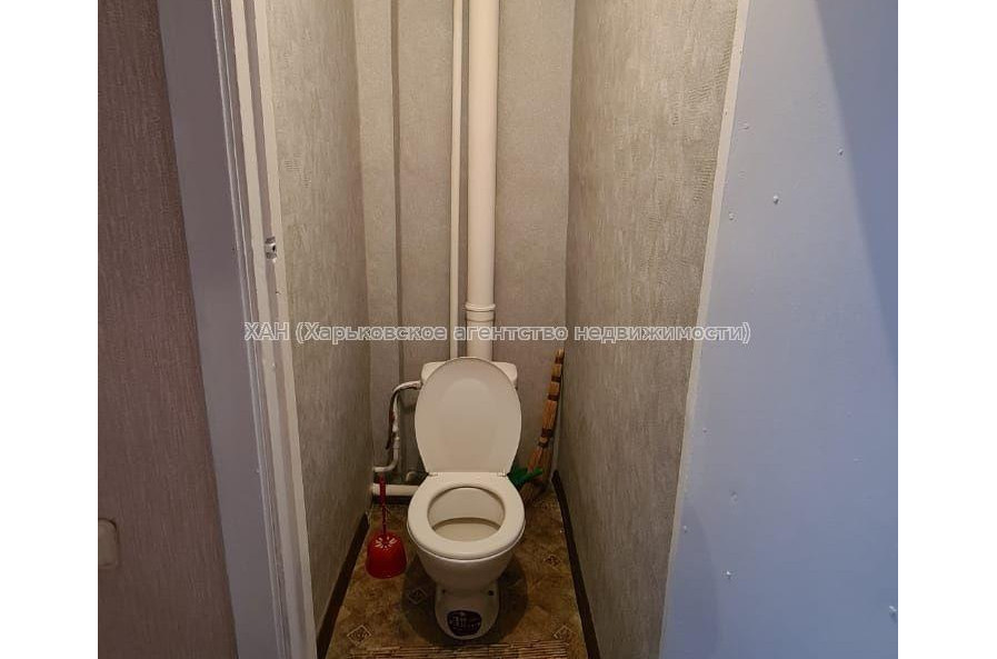 Продам квартиру, Непокоренных ул. , 3 кім., 63 м², капитальный ремонт 