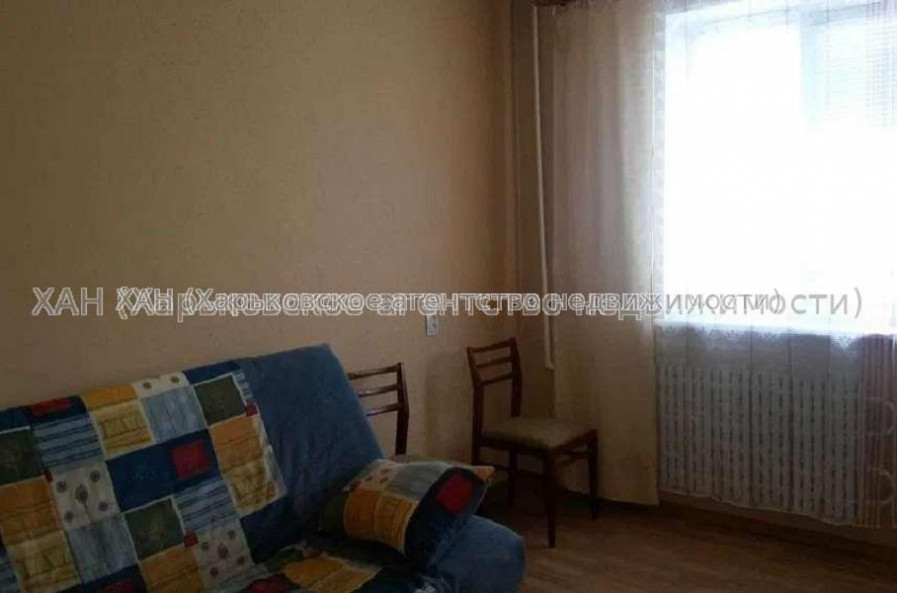 Продам квартиру, Гвардейцев Широнинцев ул. , 3 кім., 70 м², косметический ремонт 