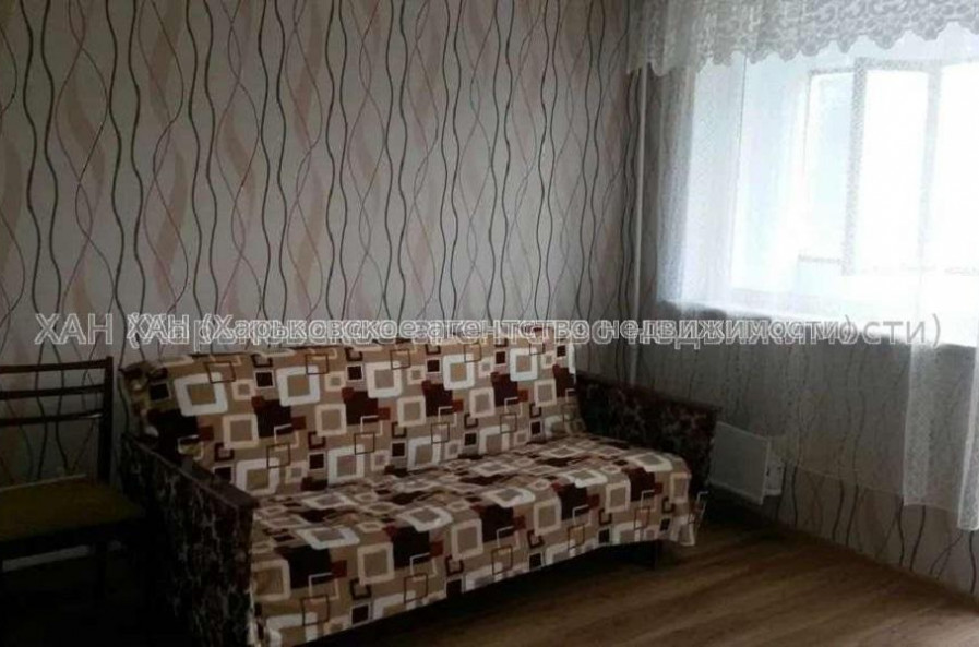Продам квартиру, Гвардейцев Широнинцев ул. , 3 кім., 70 м², косметический ремонт 