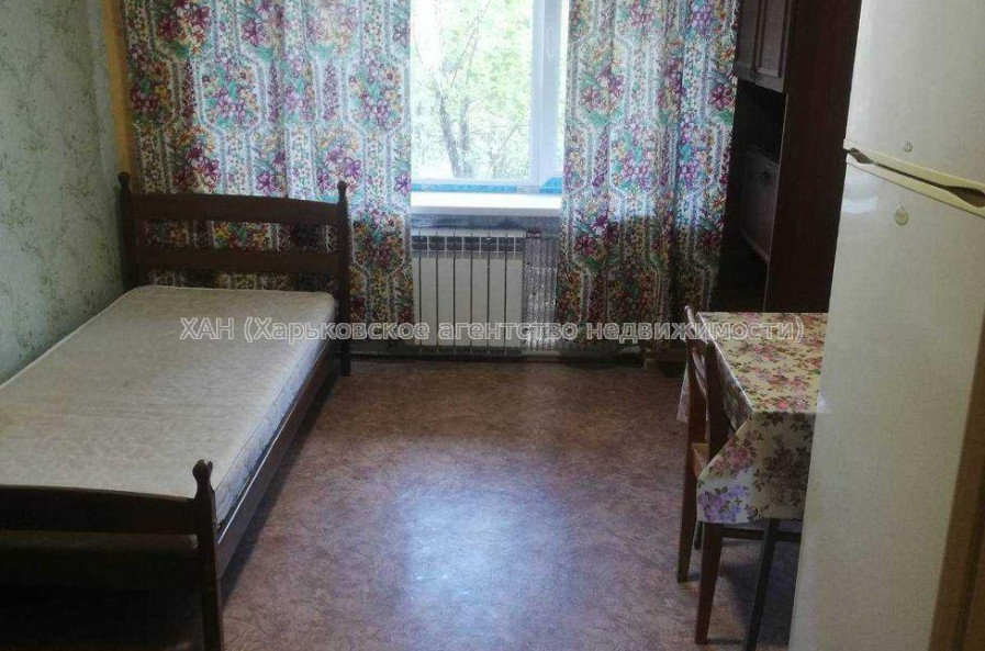 Продам квартиру, Шекспира ул. , 3  ком., 45 м², косметический ремонт 