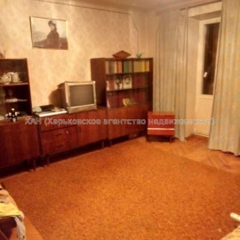 Продам квартиру, Клочковская ул. , 3 кім., 68 м², косметический ремонт