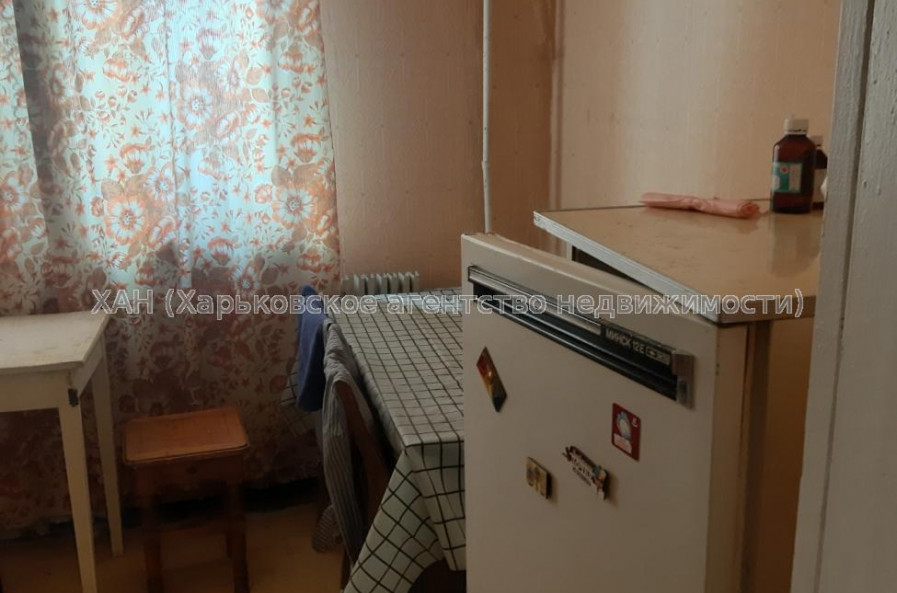 Продам квартиру, Гвардейцев Широнинцев ул. , 1 кім., 40 м², косметический ремонт 