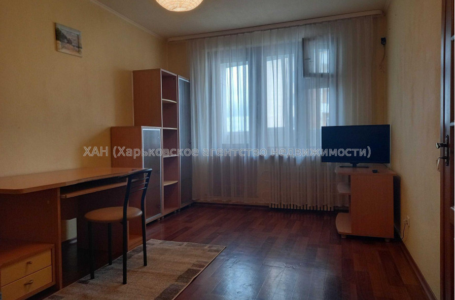 Продам квартиру, Победы просп. , 1 кім., 34 м², евроремонт 