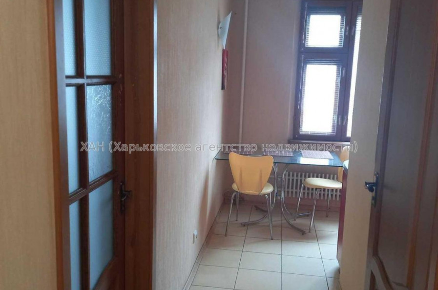 Продам квартиру, Победы просп. , 1 кім., 34 м², евроремонт 