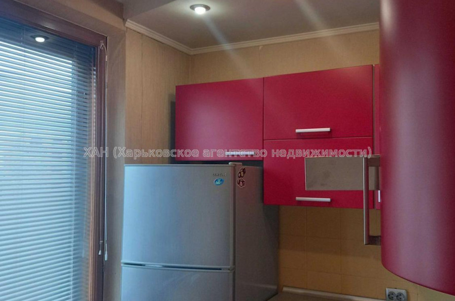 Продам квартиру, Победы просп. , 1 кім., 34 м², евроремонт 