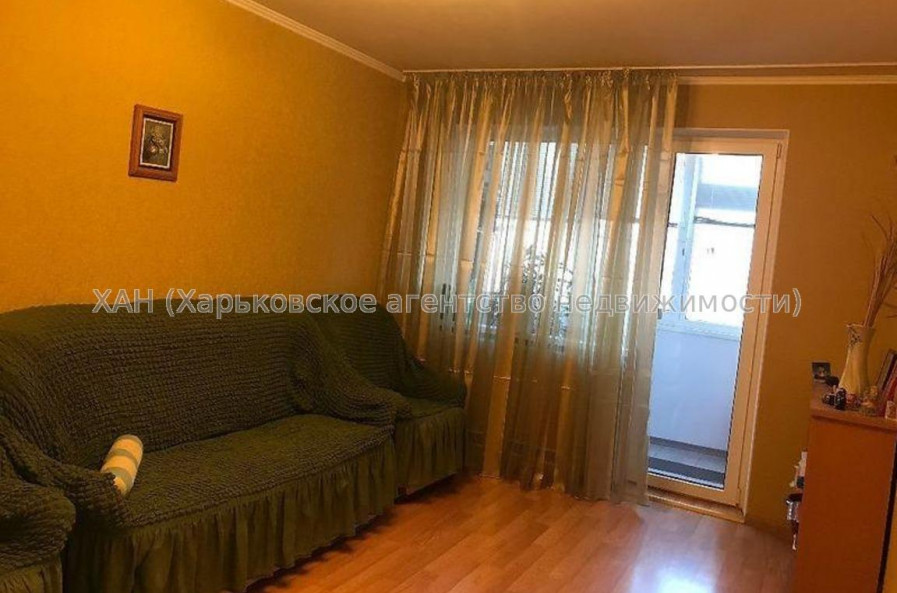 Продам квартиру, Героев Харькова просп. , 3 кім., 67 м², капитальный ремонт 