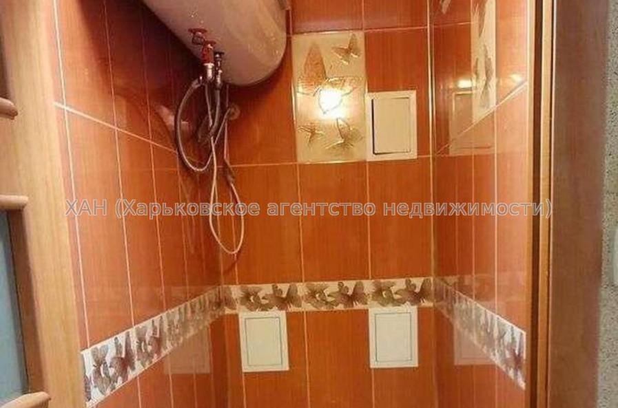 Продам квартиру, Героев Харькова просп. , 3 кім., 67 м², капитальный ремонт 