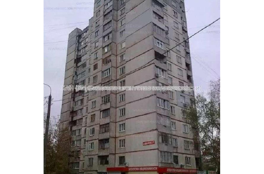 Продам квартиру, Салтовское шоссе , 4  ком., 80 м², частичный ремонт 