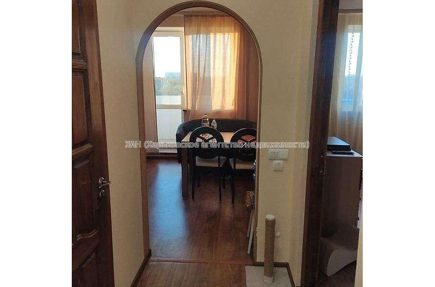Продам квартиру, Роганская ул. , 1  ком., 44 м², капитальный ремонт 