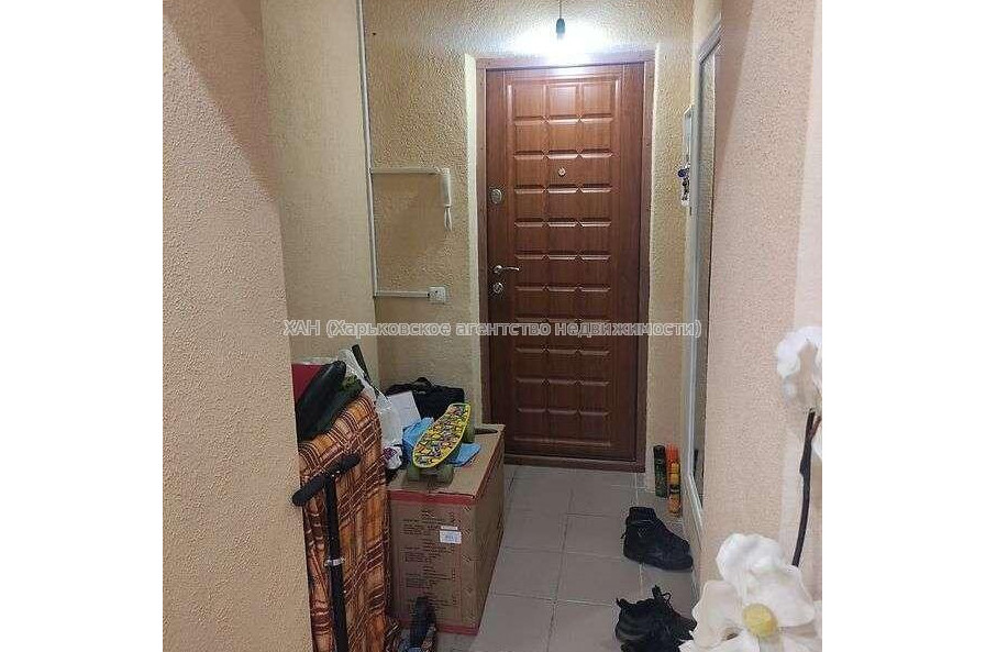 Продам квартиру, Роганская ул. , 1  ком., 44 м², капитальный ремонт 