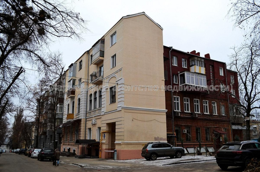 Продам квартиру, Куликовский спуск , 3 кім., 73 м², советский ремонт 