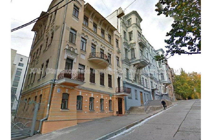 Продам квартиру, Куликовский спуск , 3 кім., 73 м², советский ремонт 