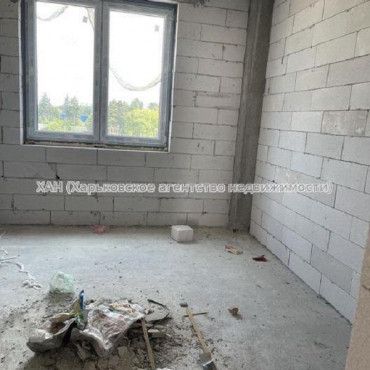 Продам квартиру, Авиационная ул. , 3  ком., 111 м², без внутренних работ 