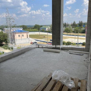 Продам квартиру, Авиационная ул. , 3  ком., 111 м², без внутренних работ 