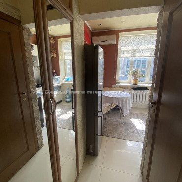 Продам квартиру, Аэрокосмический пр. , 2 кім., 60 м², евроремонт 