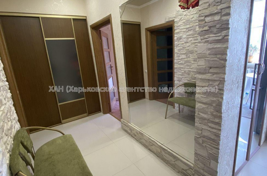 Продам квартиру, Аэрокосмический пр. , 2  ком., 60 м², евроремонт 