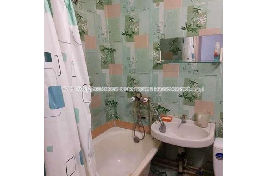 Продам квартиру, Тракторостроителей просп. , 1 кім., 33 м², косметический ремонт 