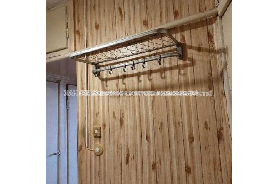 Продам квартиру, Тракторостроителей просп. , 1 кім., 33 м², косметический ремонт 