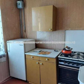 Продам квартиру, Тракторостроителей просп. , 1 кім., 33 м², косметический ремонт