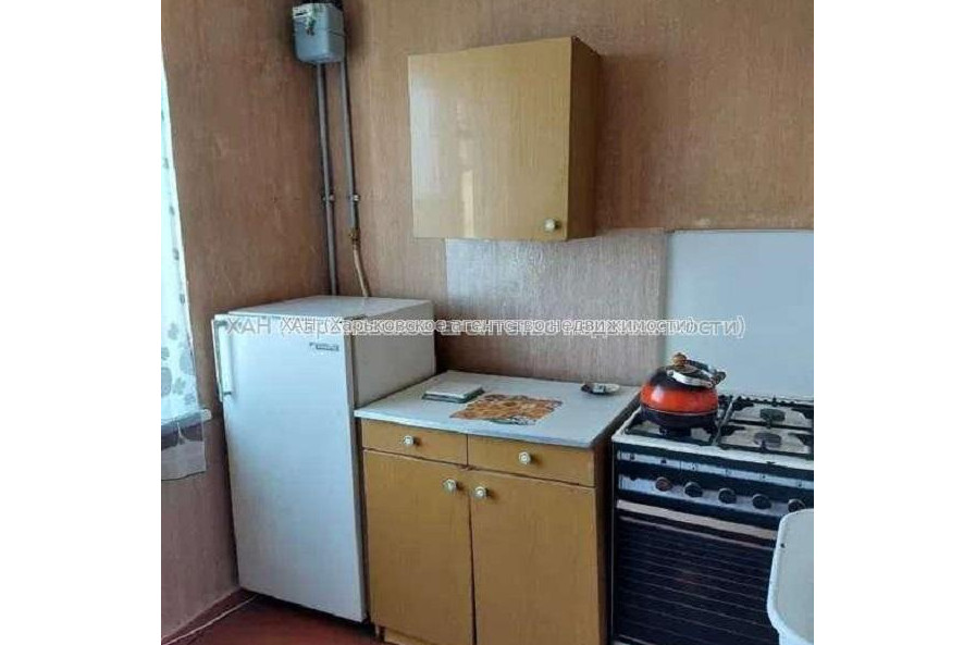 Продам квартиру, Тракторостроителей просп. , 1 кім., 33 м², косметический ремонт 