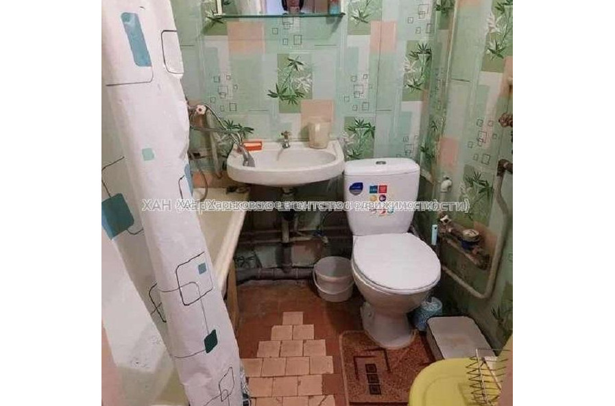 Продам квартиру, Тракторостроителей просп. , 1 кім., 33 м², косметический ремонт 