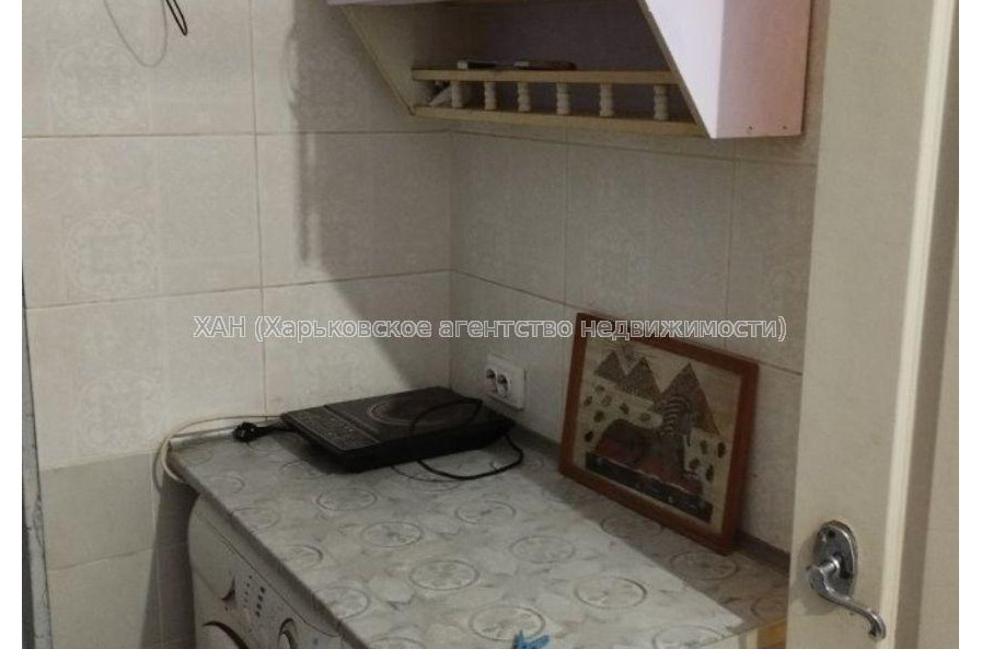 Продам квартиру, Косарева ул. , 1 кім., 10 м², капитальный ремонт 
