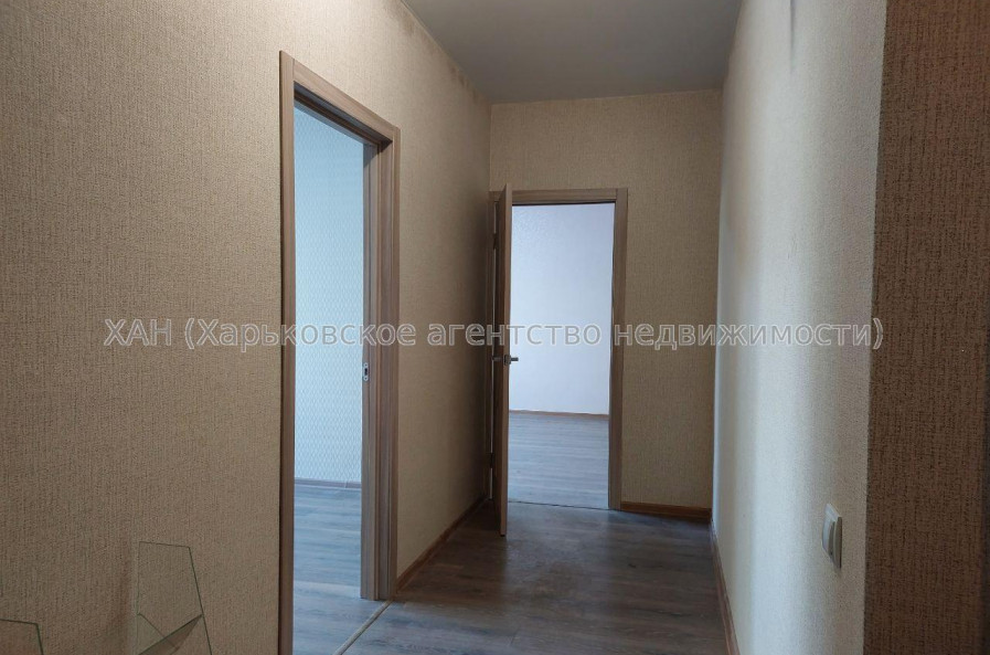 Продам квартиру, Куряжская ул. , 2 кім., 55.80 м², капитальный ремонт 