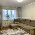 Продам квартиру, Роганская ул. , 3  ком., 68 м², капитальный ремонт 